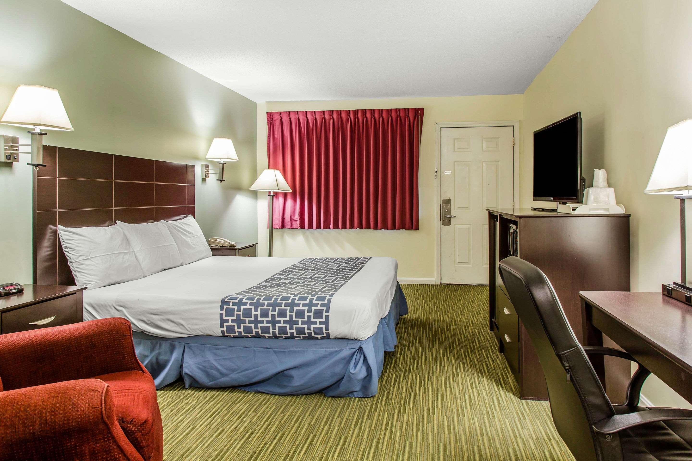 גרוטון Rodeway Inn מראה חיצוני תמונה
