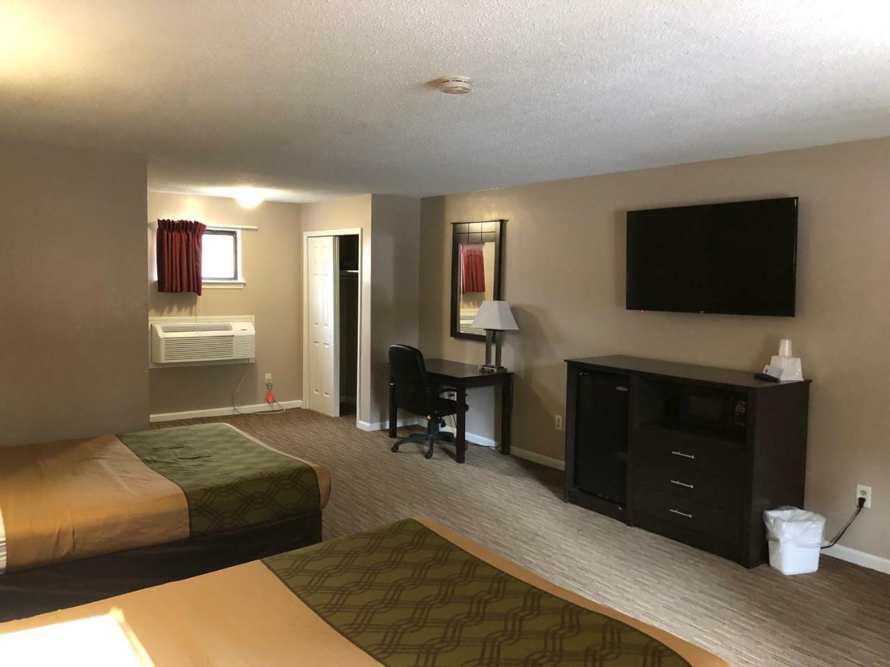 גרוטון Rodeway Inn מראה חיצוני תמונה